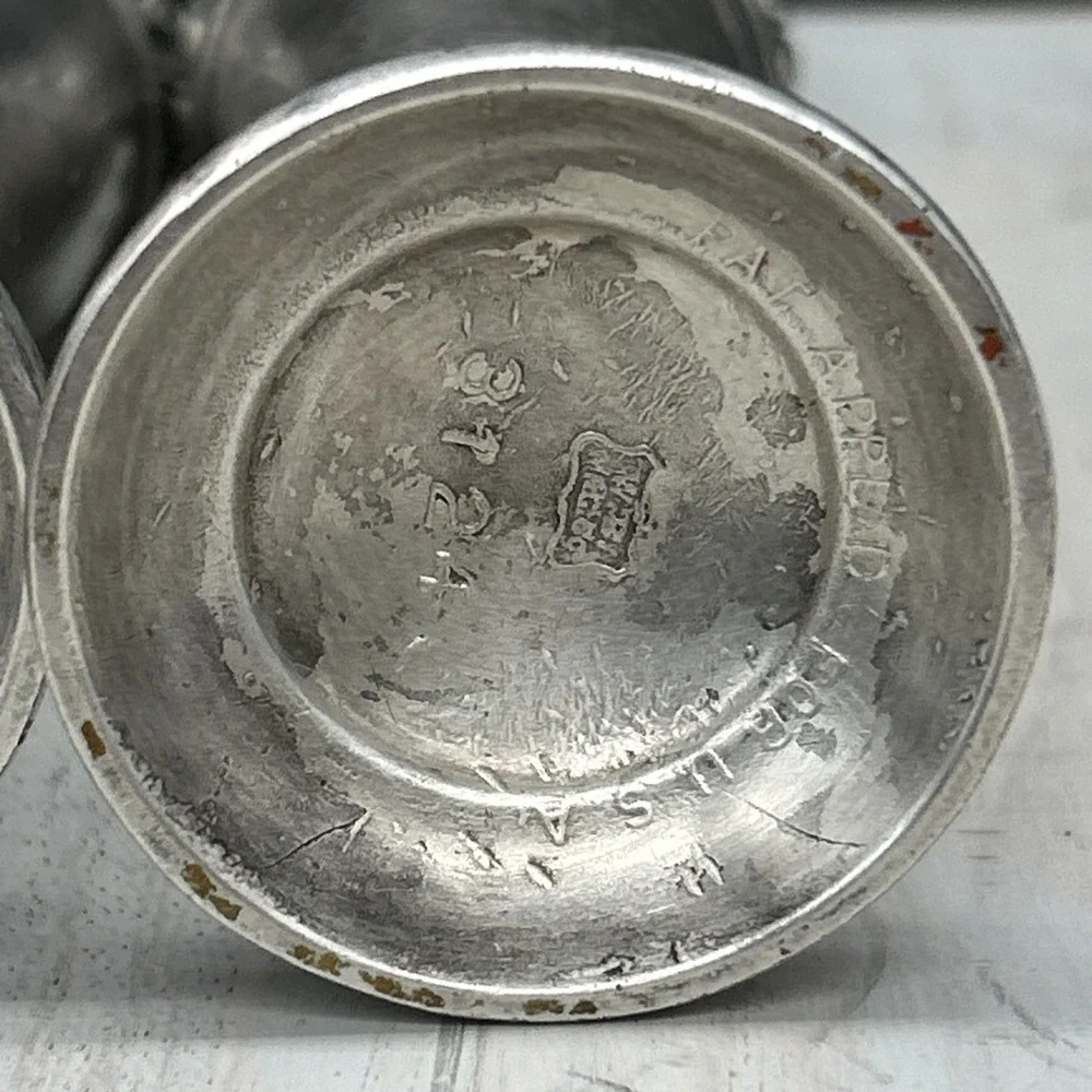 Vintage W.B. Mfg. Co. #3124 Salt & Pepper Set